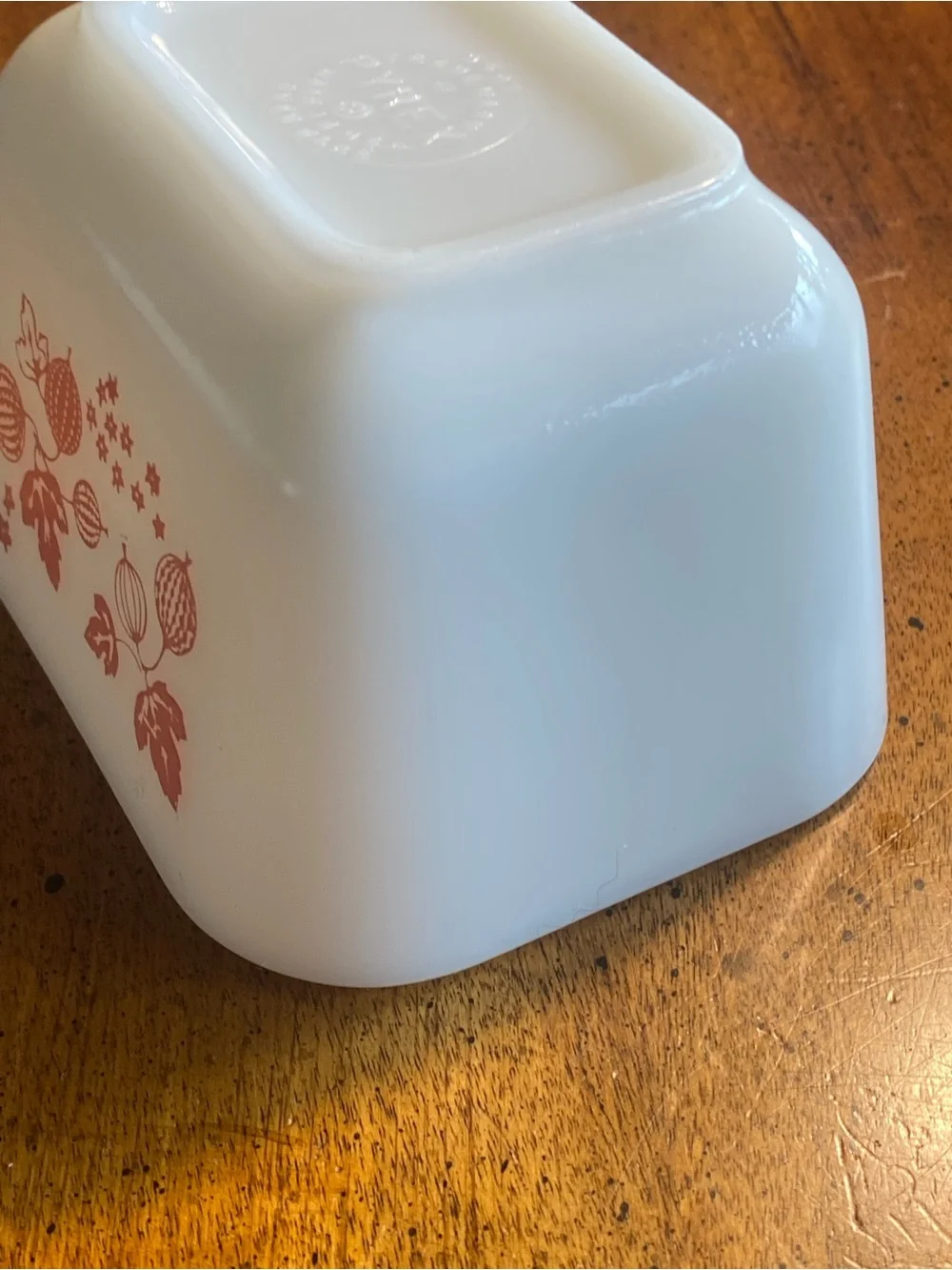 Pyrex 501 Pink Gooseberry w/ Pyrex Lid